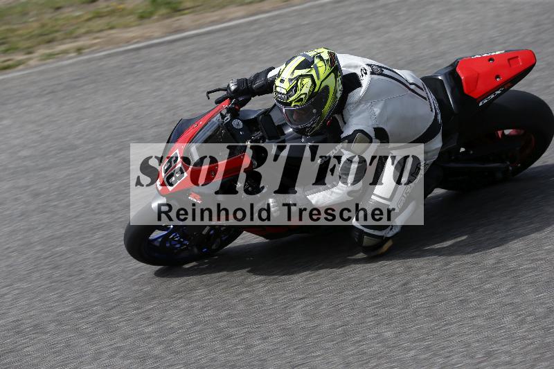 /10 20.04.2026  Pluess Moto Sport ADR/Freies Fahren/68